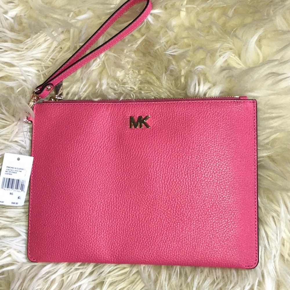 Micheal Kors clutch